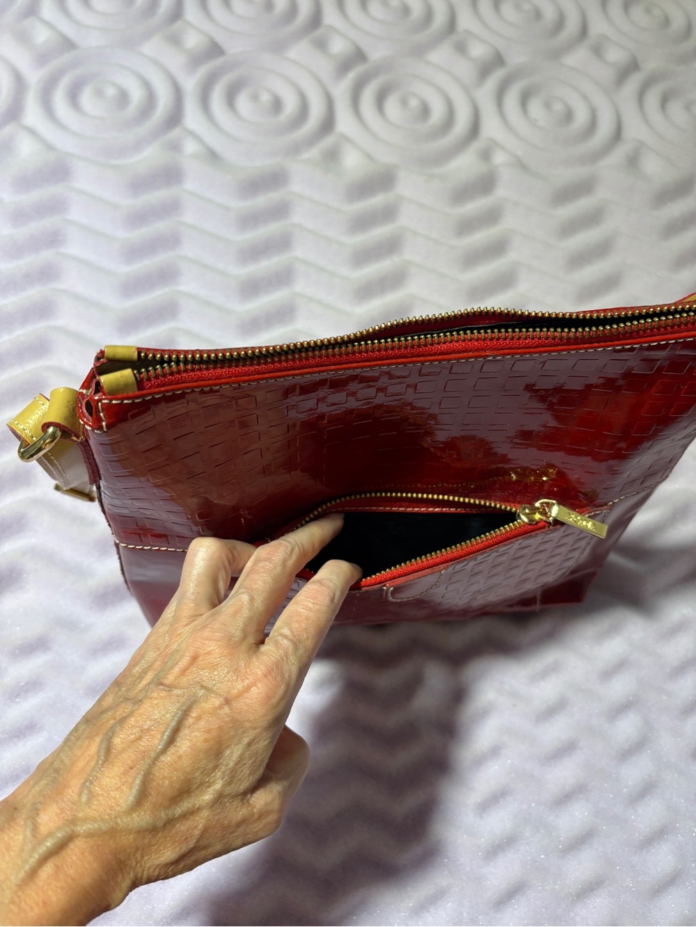 Italian Arcadia Red Patent Crossbody Bag with Contrast Strap - Picture 5 of 15